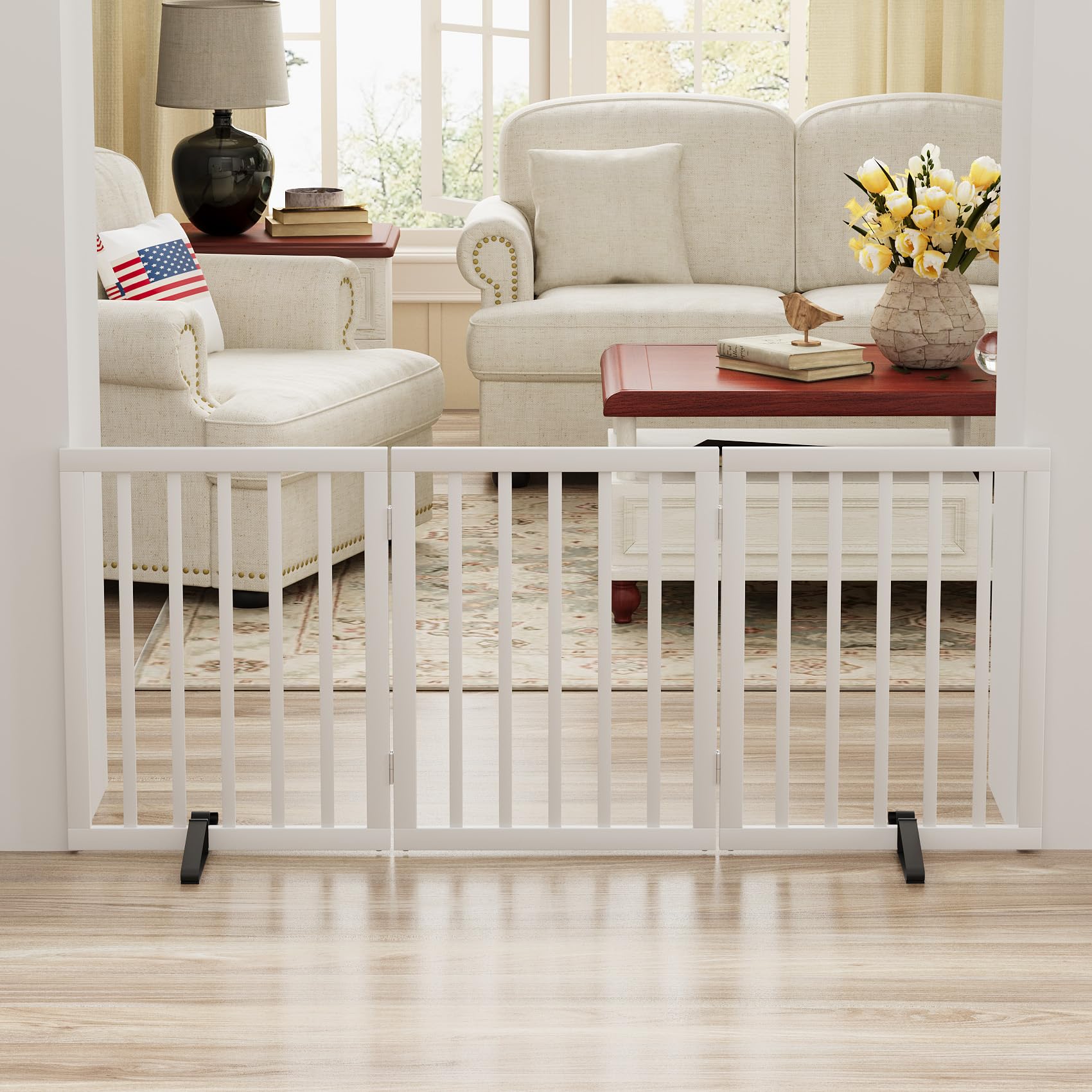 Mino Kesper bamboo-finish-gate blends with modern interiors and easy cleaning.