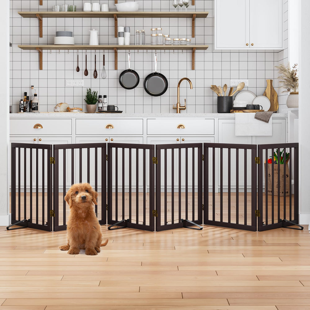 Mino Kesper dog gates set to 110 inches for flexible doorway safety and pet control.