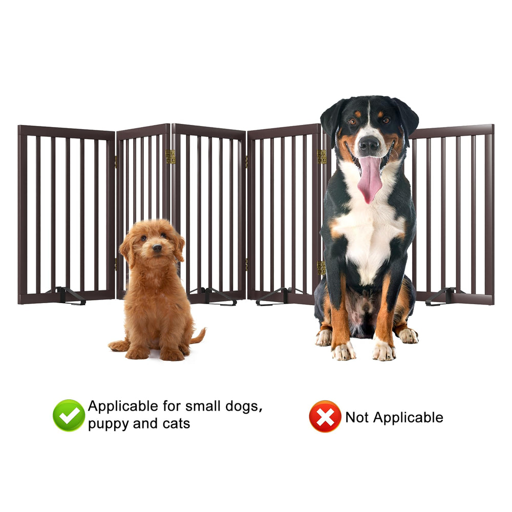 Mino Kesper's dual-folding design blends with decor while keeping pets contained.