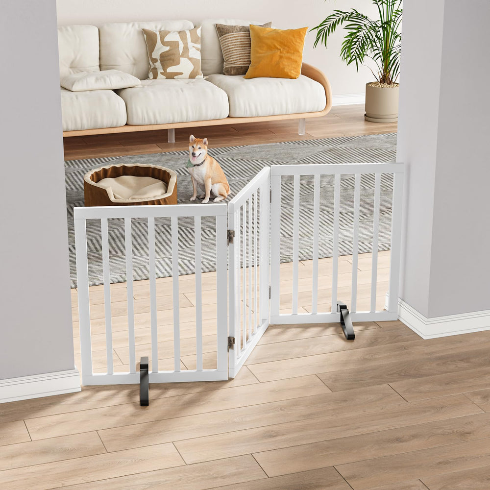 Mino Kesper folding dog gate with 360-degree hinge for versatile use