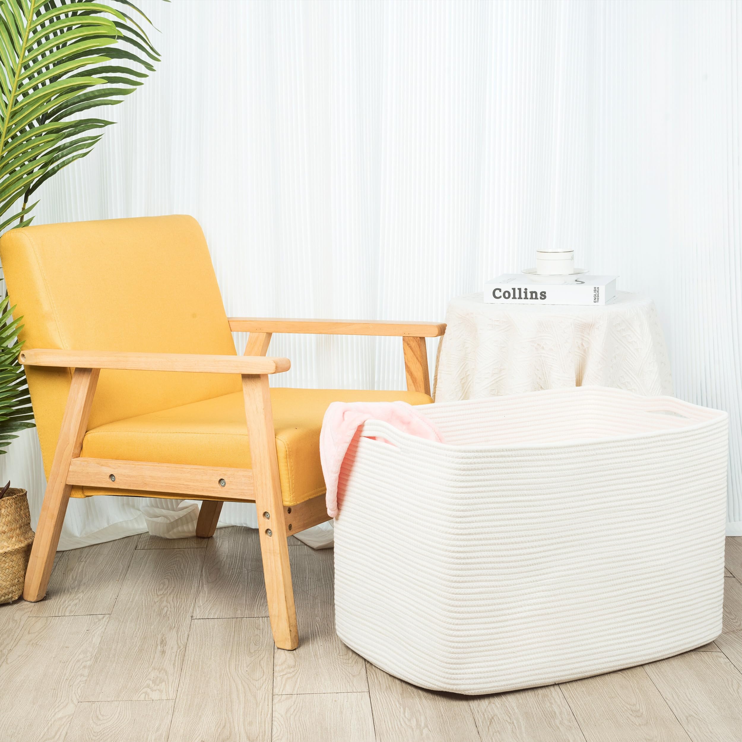 MINTWOOD Design 112L blanket basket cream-laundry storage keeps bulky items organized.