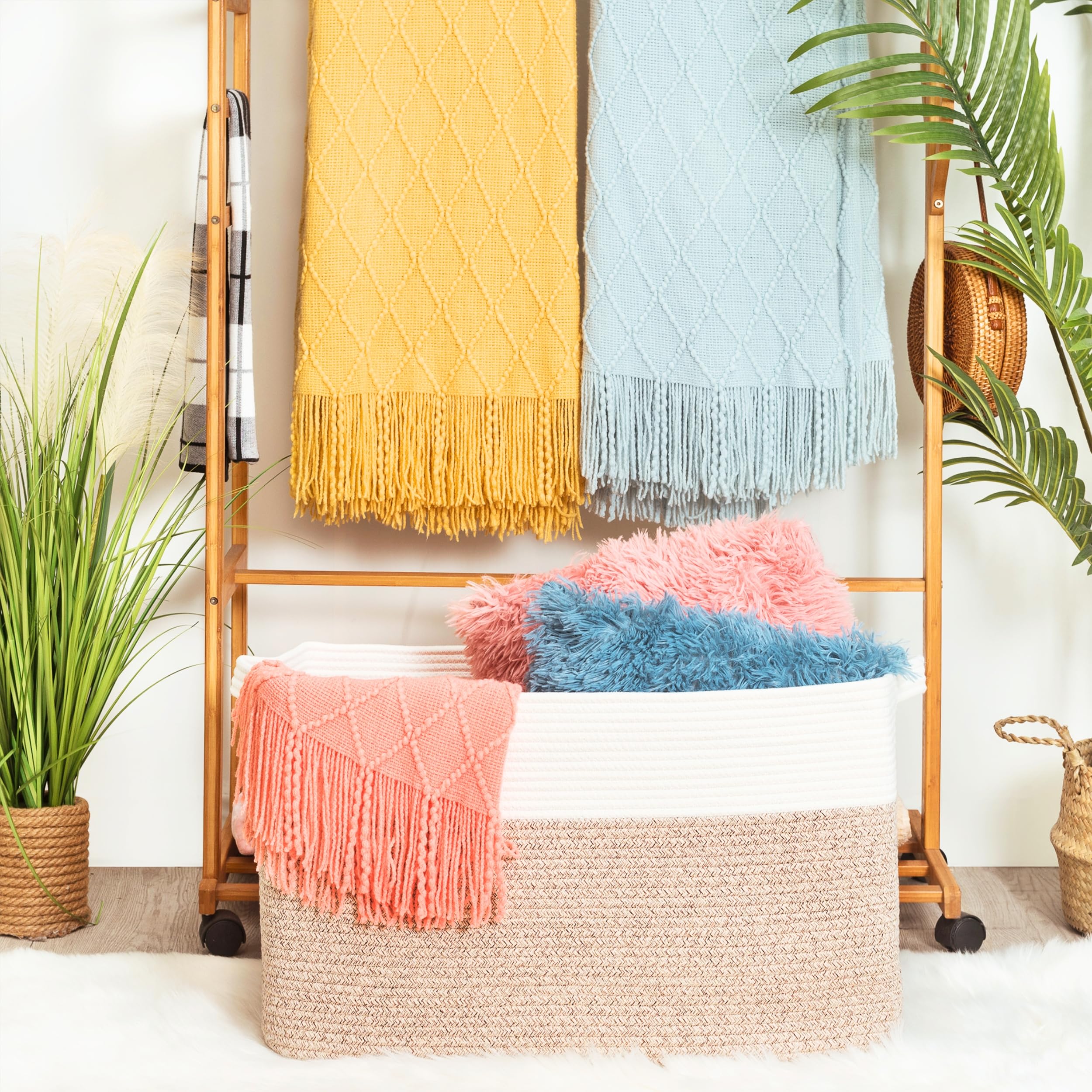 MINTWOOD Design 22in blanket basket side handle for easy transport.