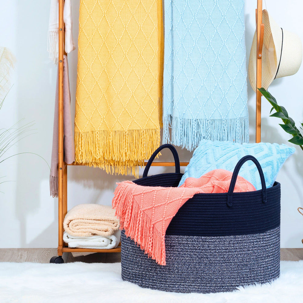 MINTWOOD Design extra-large basket navy blue close-up cotton rope texture communicates soft touch