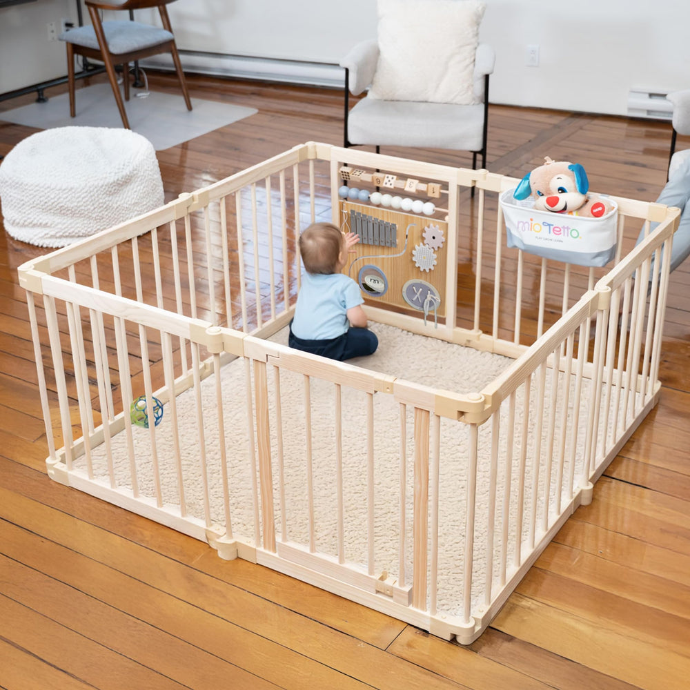 MioTetto Wooden Playpen overview: spacious safe play area for curious babies.