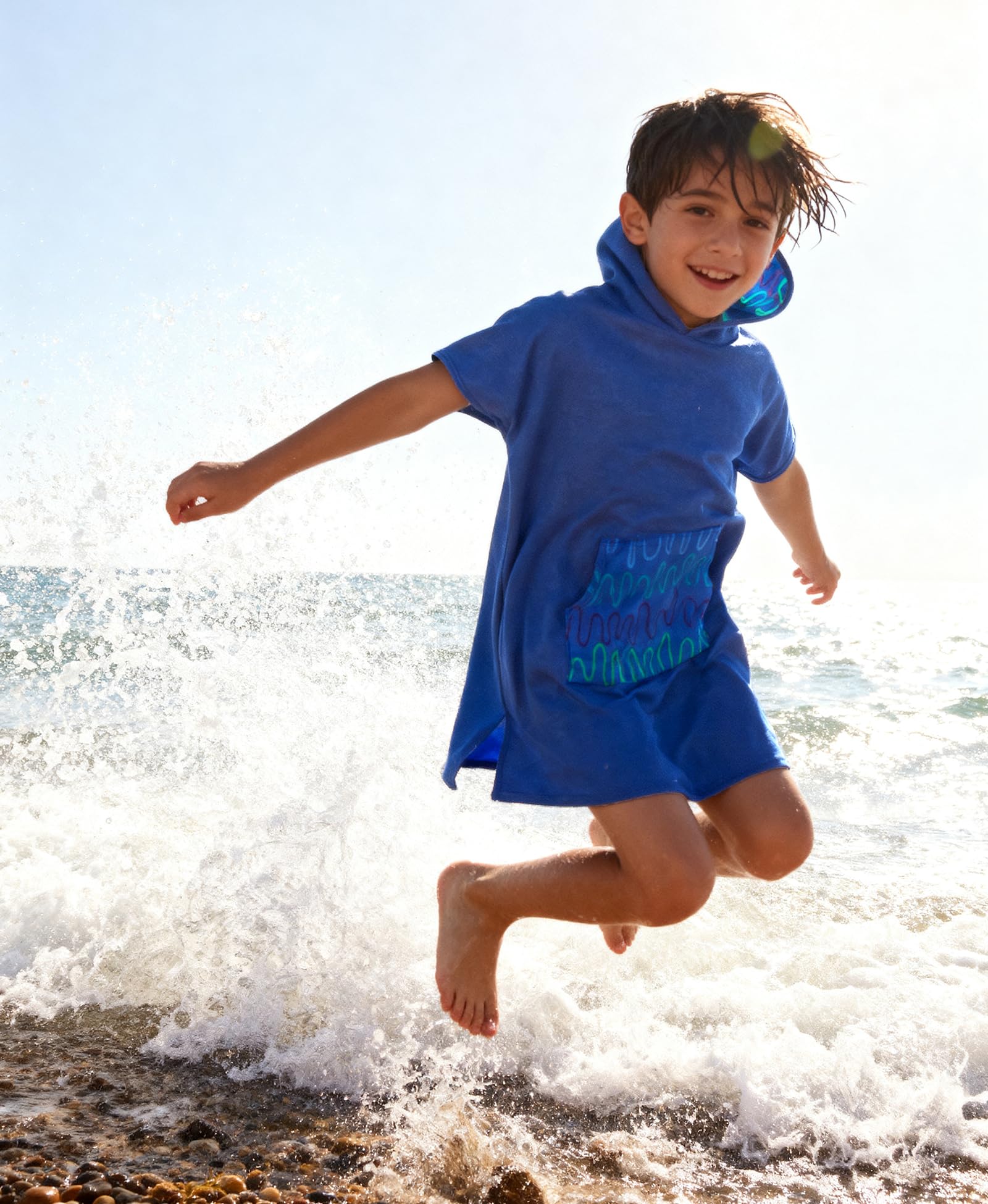 MissShorthair hooded beach towel for kids—bright colors and long-lasting comfort.