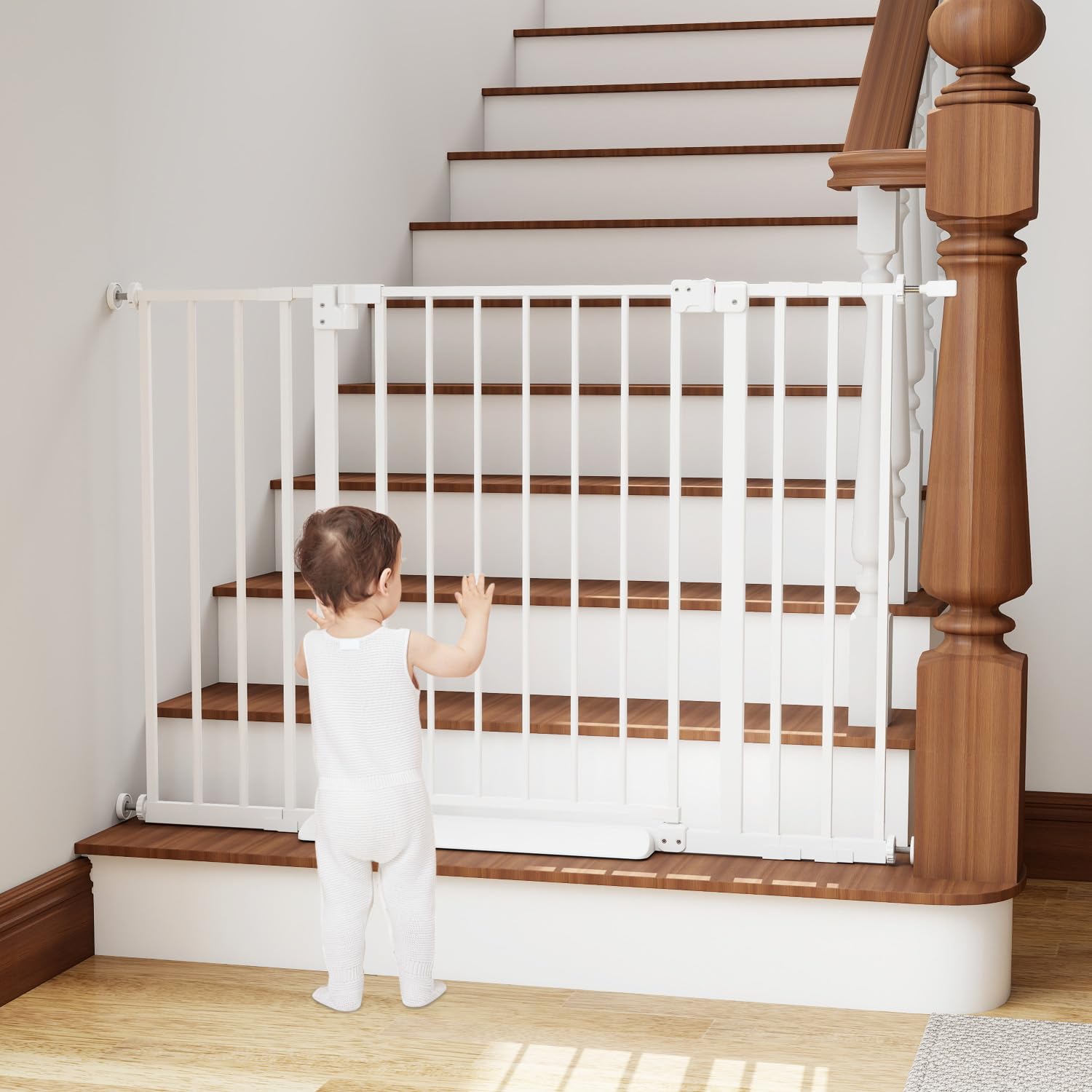Miumoon baby gate on stairs with banister adapter for secure stair passage