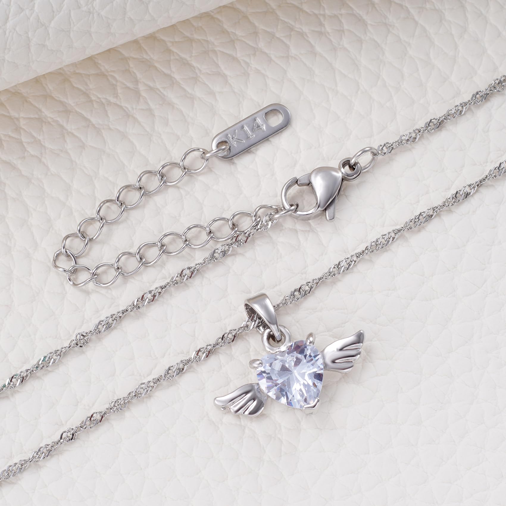 MixJOY Heart Wings pendant with lobster clasp and extender for adjustable fit