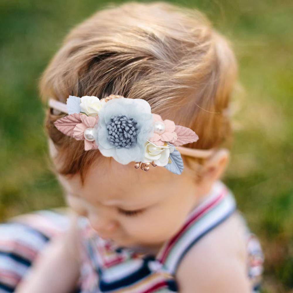 mligril headband on baby girl during family photo session.
