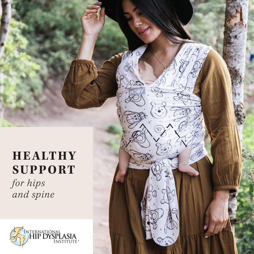 Moby Featherknit wrap in use hands-free, showcasing convenient daily wear.