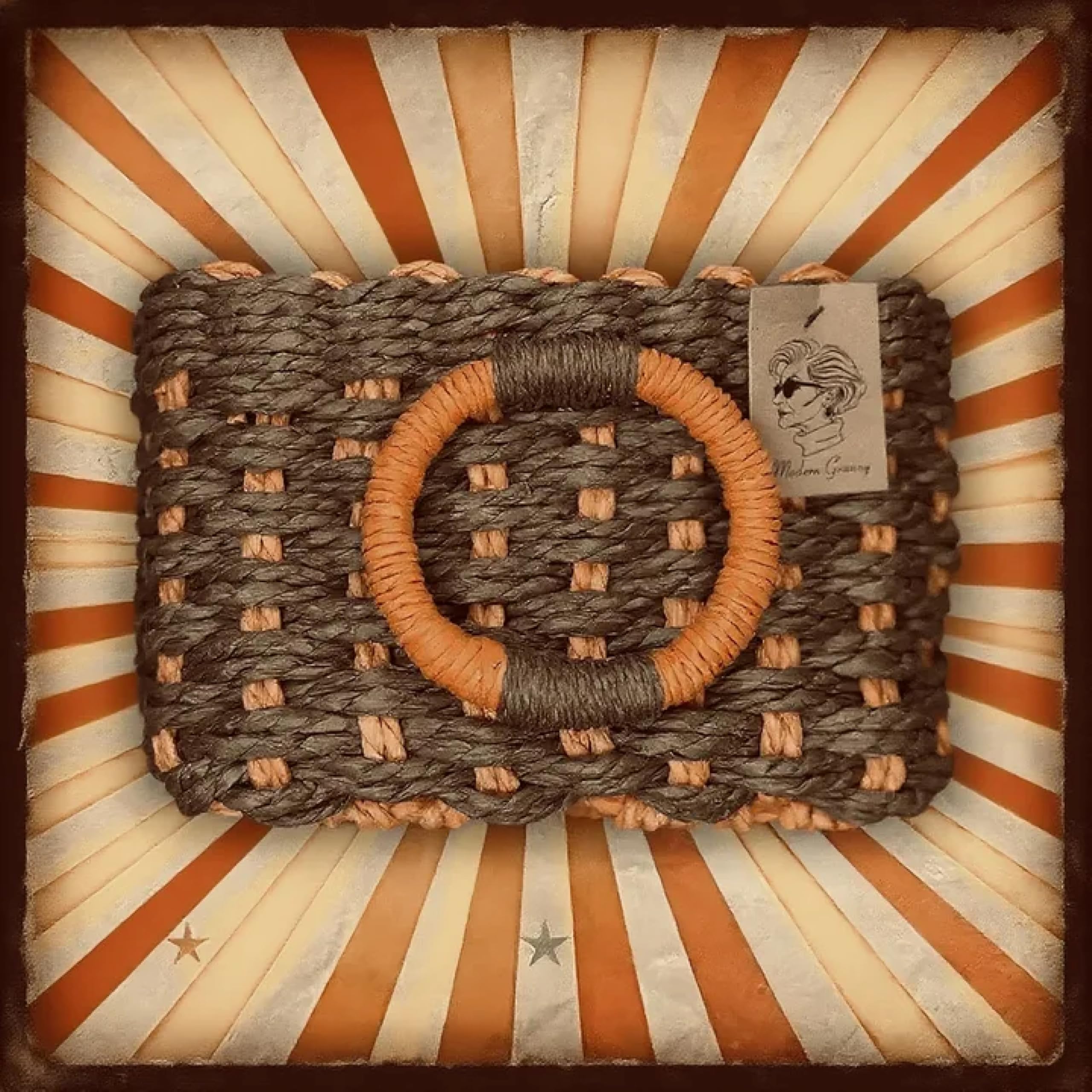 Modern Granny recycled-paper rope close-up highlights eco-friendly construction