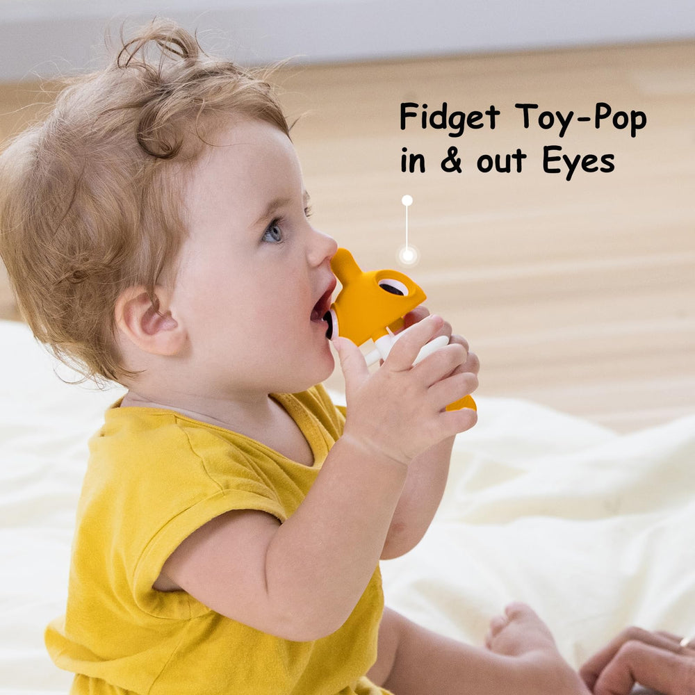 Mombella clownfish teether-lanyard-attachment closeup features secure clip to prevent drops