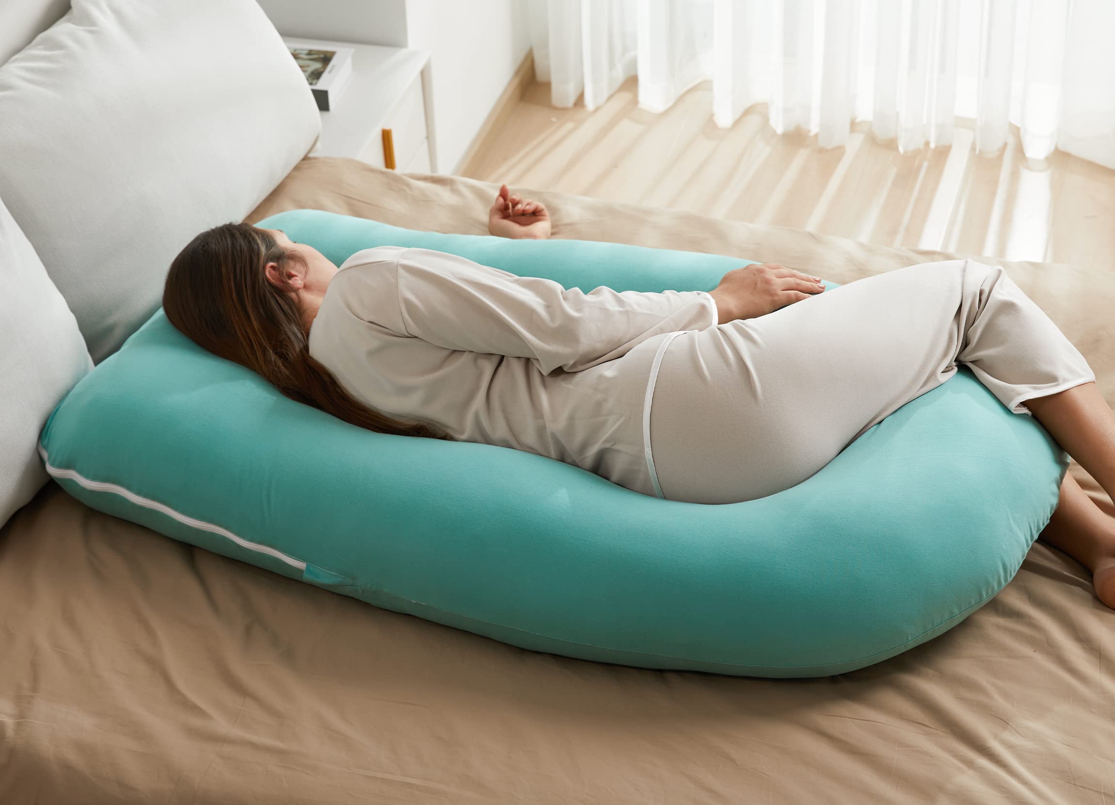 Momcozy 57-inch pillow in-use position showcases full-length support