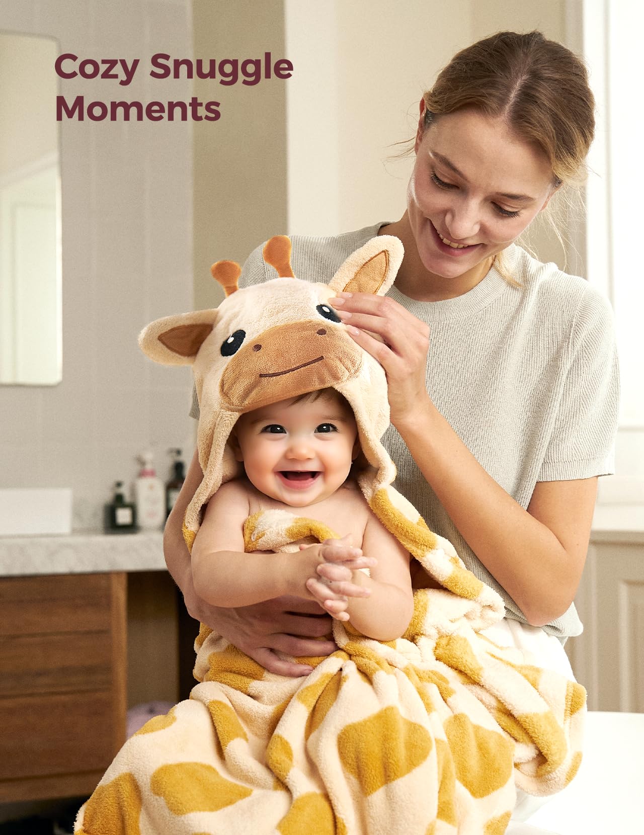 Momcozy snap-buttons close-up confirms secure fit during movement