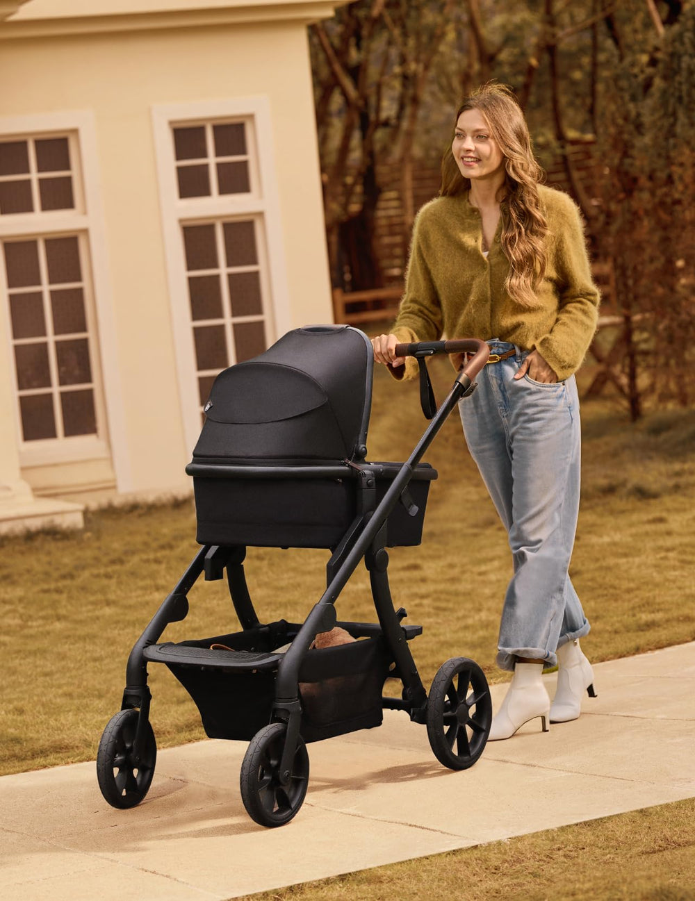 Momcozy carrycot attachment ventilation—3D airflow channels boost breathability for comfort.