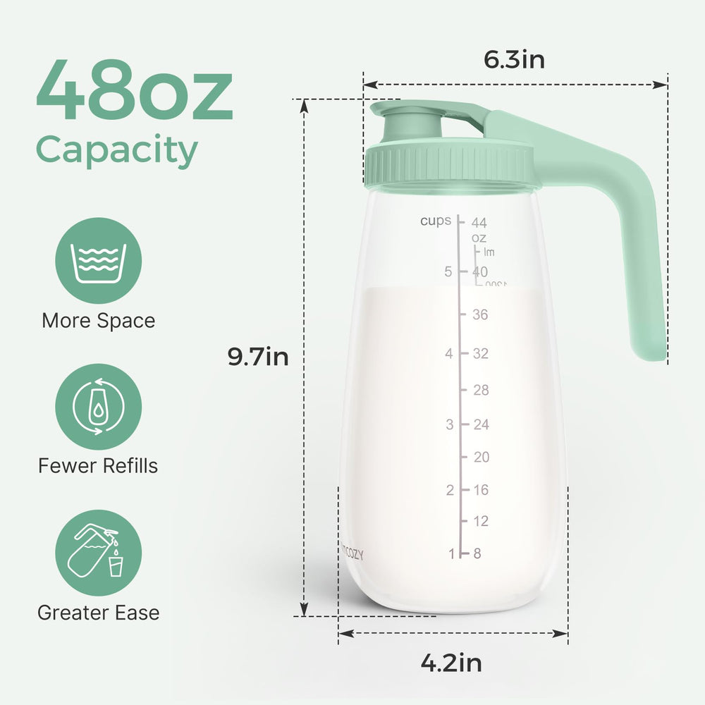 Momcozy pitcher pouring shot demonstrates easy transfer and clean pouring