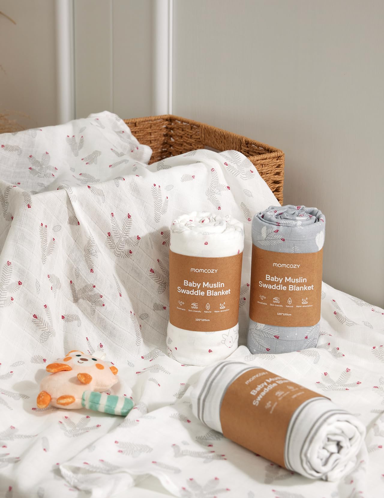 Momcozy newborn gift ready Sugar Bowl Bunny pattern swaddle blanket