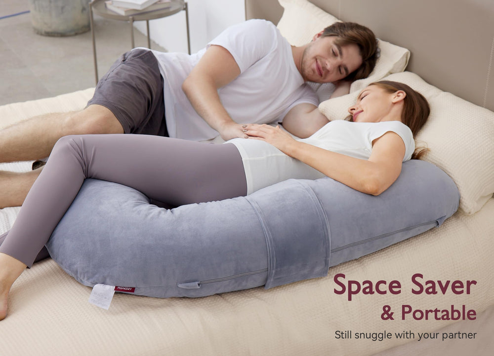 Momcozy space-saving design keeps cozy by the bed without crowding