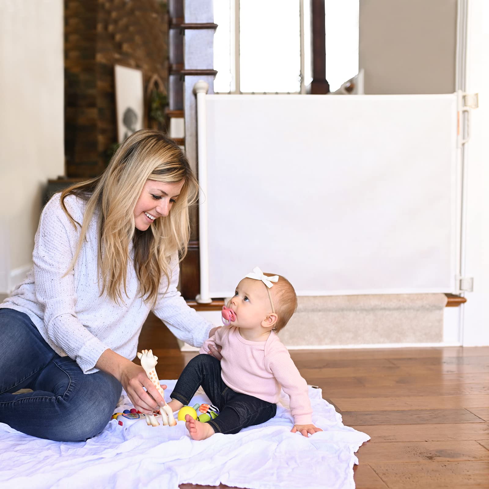 Momcozy retractable gate usable indoors and outdoors across rooms