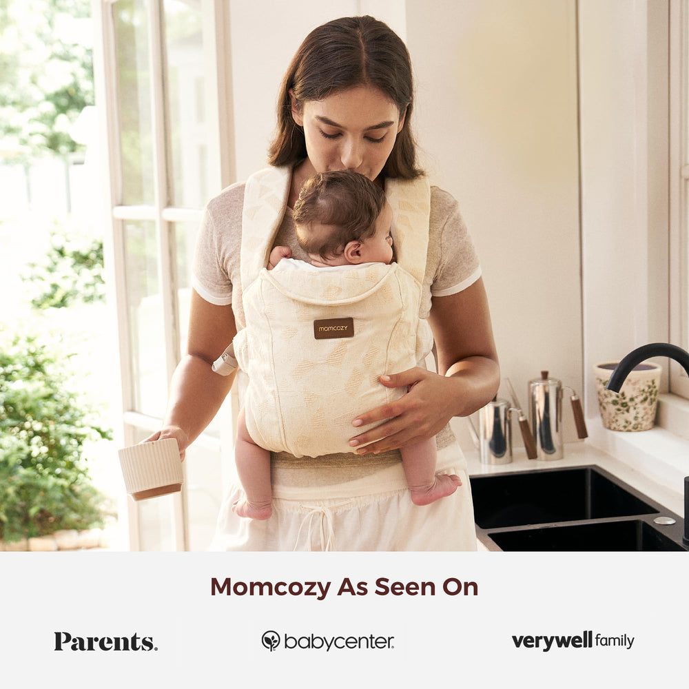 Momcozy WeeSnug adjustable waistband close-up illustrating quick, secure fit.
