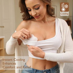 Momfree hydrogel nipple pads reveal soft fabric backing that minimizes rubbing.