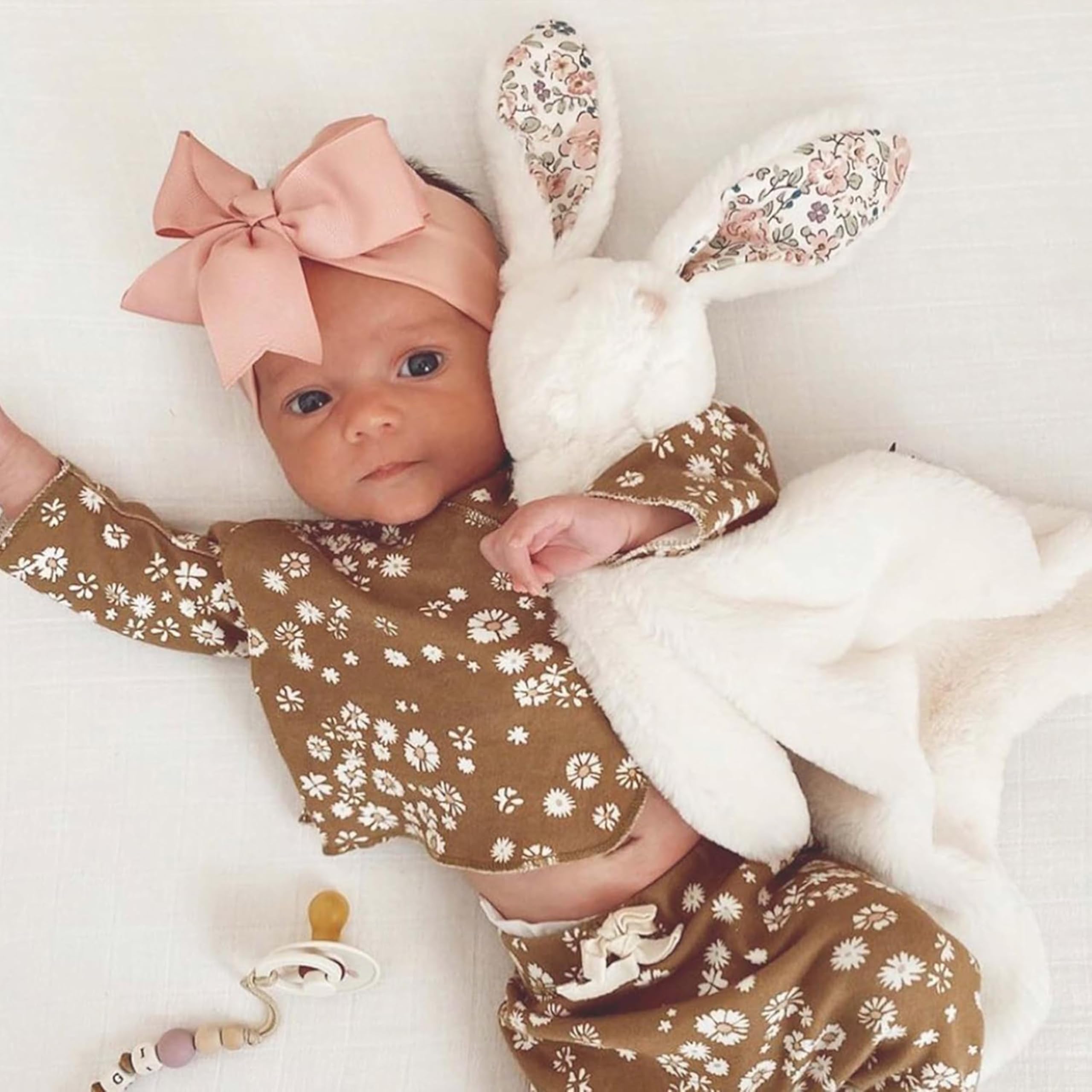 MON AMI Princess Bunny 15-inch-measure signals the perfect hand-sized comforter for little hands.