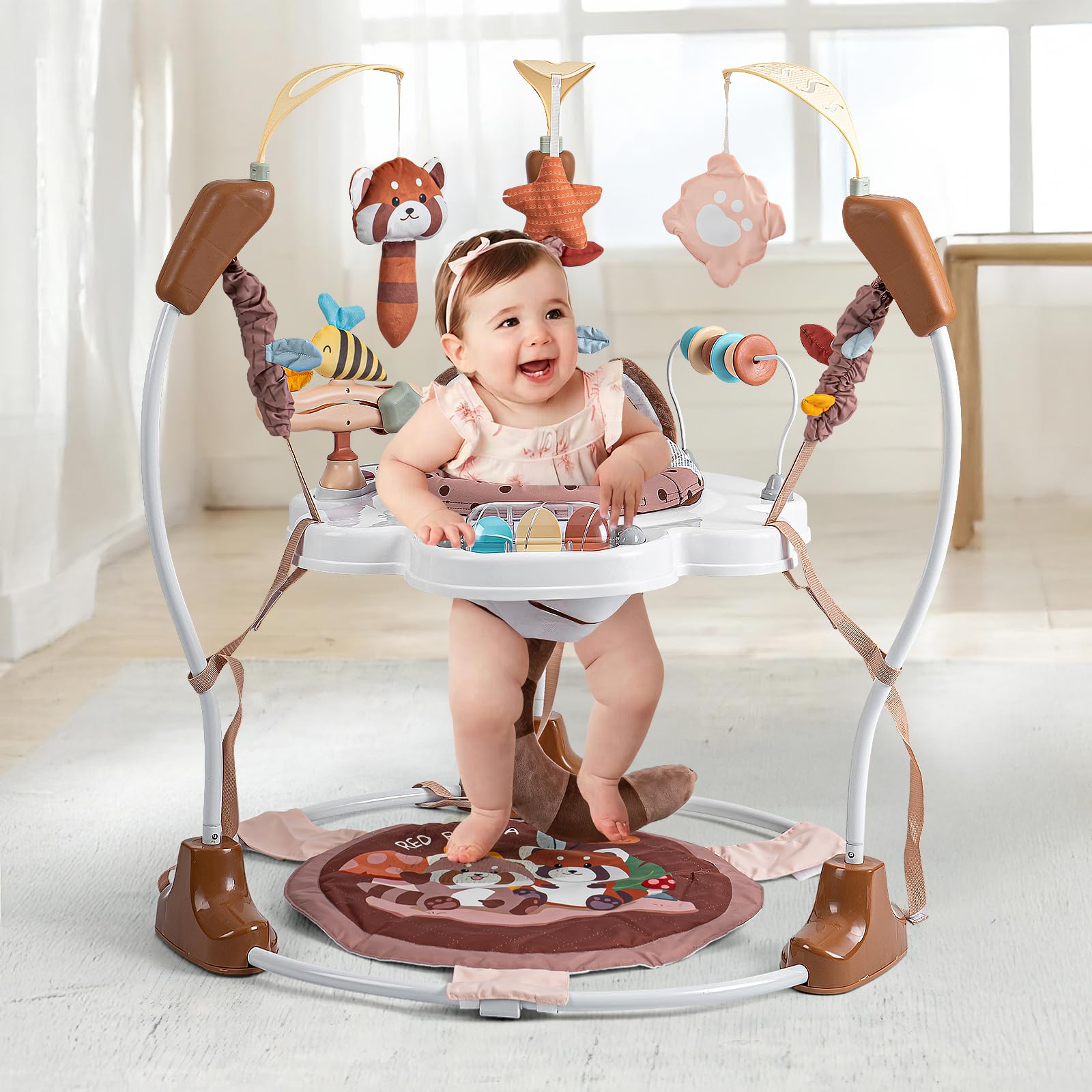 Monniebaby Red Panda removable seat cushion for easy cleaning.