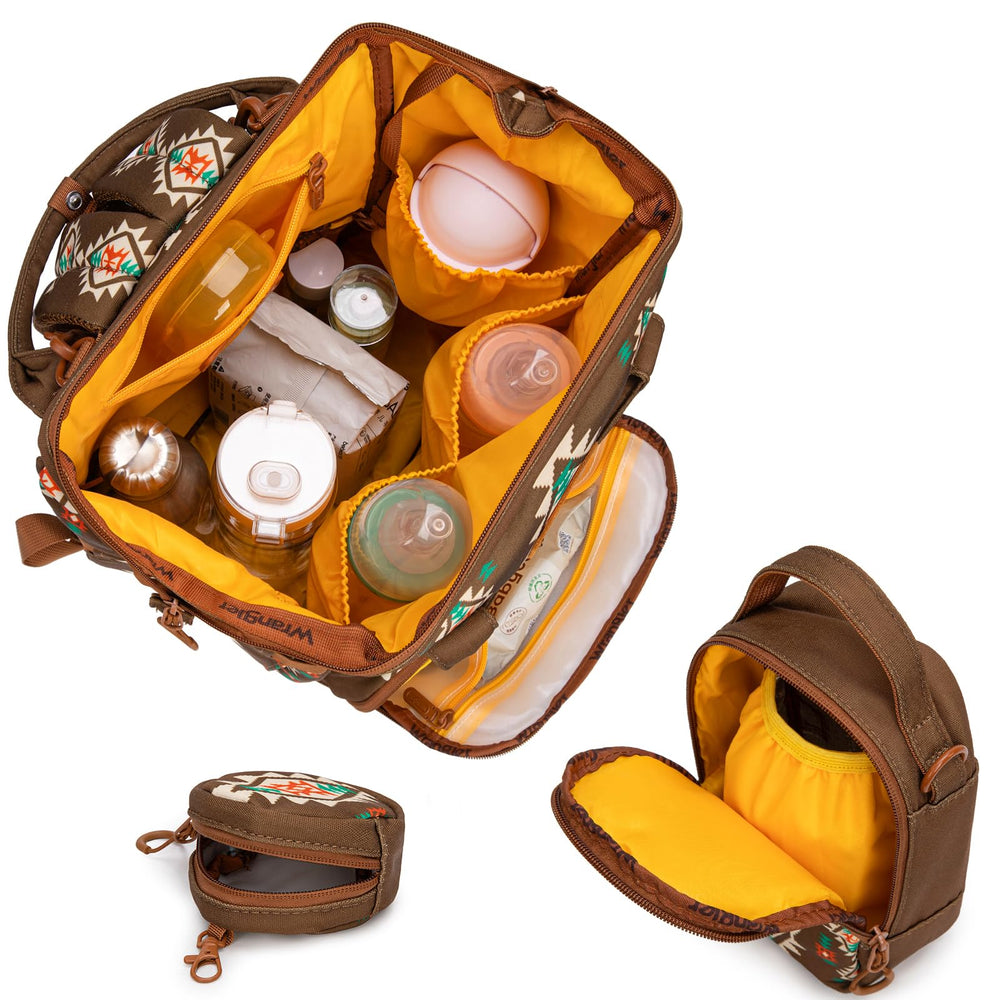 Montana West Wrangler pacifier case helps keep essentials clean and within reach.