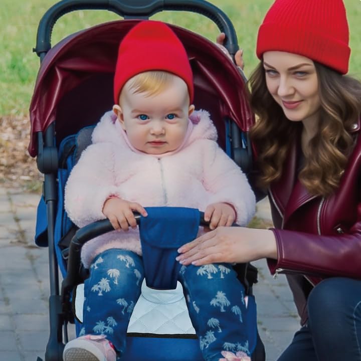 MOOB stroller-use protector keeps space clean on outings.