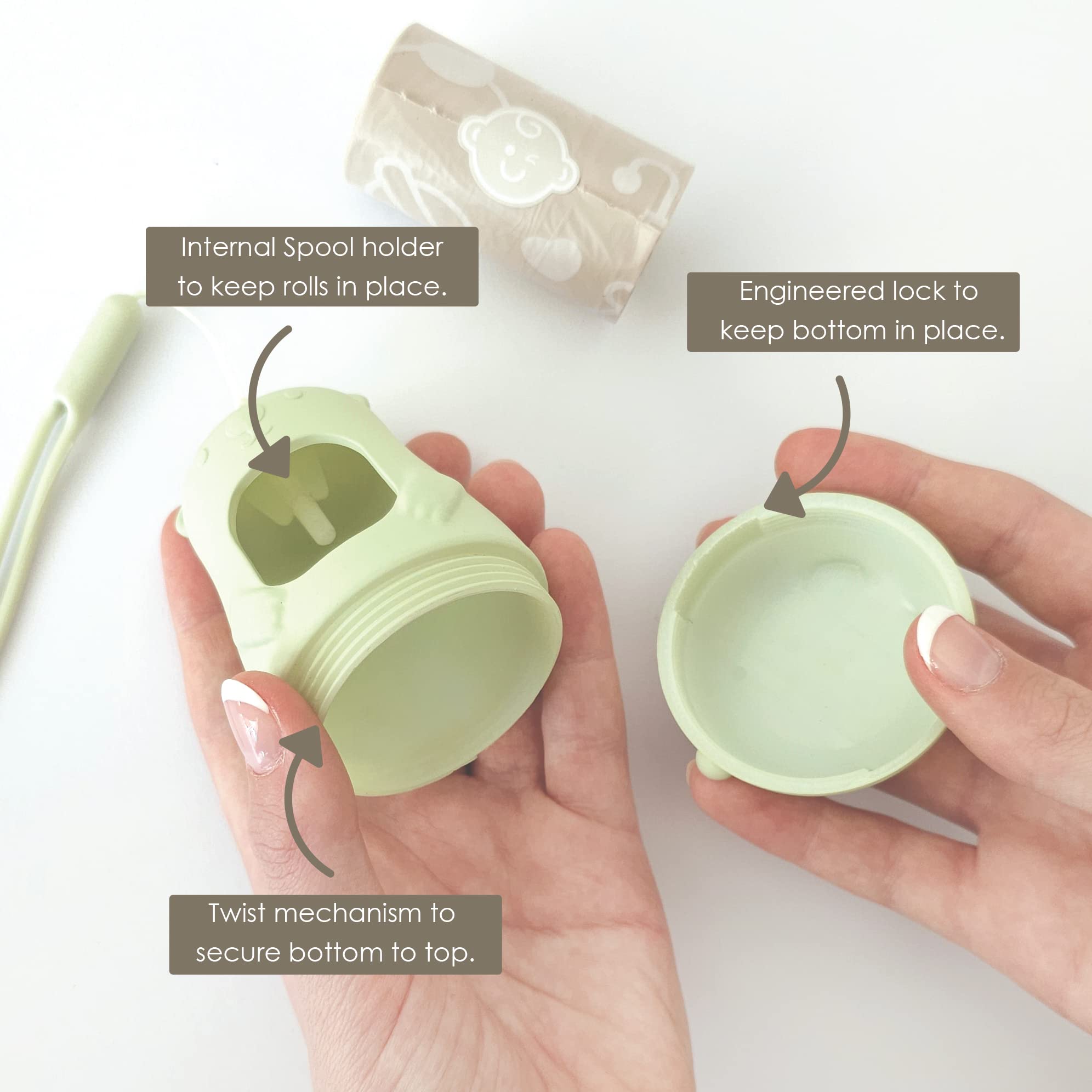Moodie diaper bags dispenser twist-cap refill enables fast bag changes.