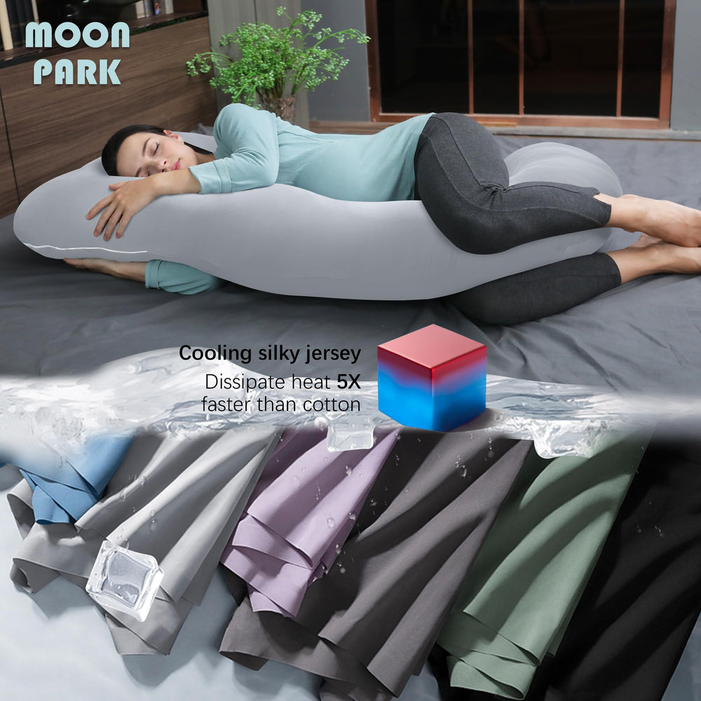 Moon Park belly-support view showcases gentle belly cradle and alignment.