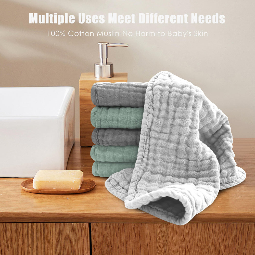 MOON PARK ultra-soft washcloth close-up, newborn-friendly muslin fabric.