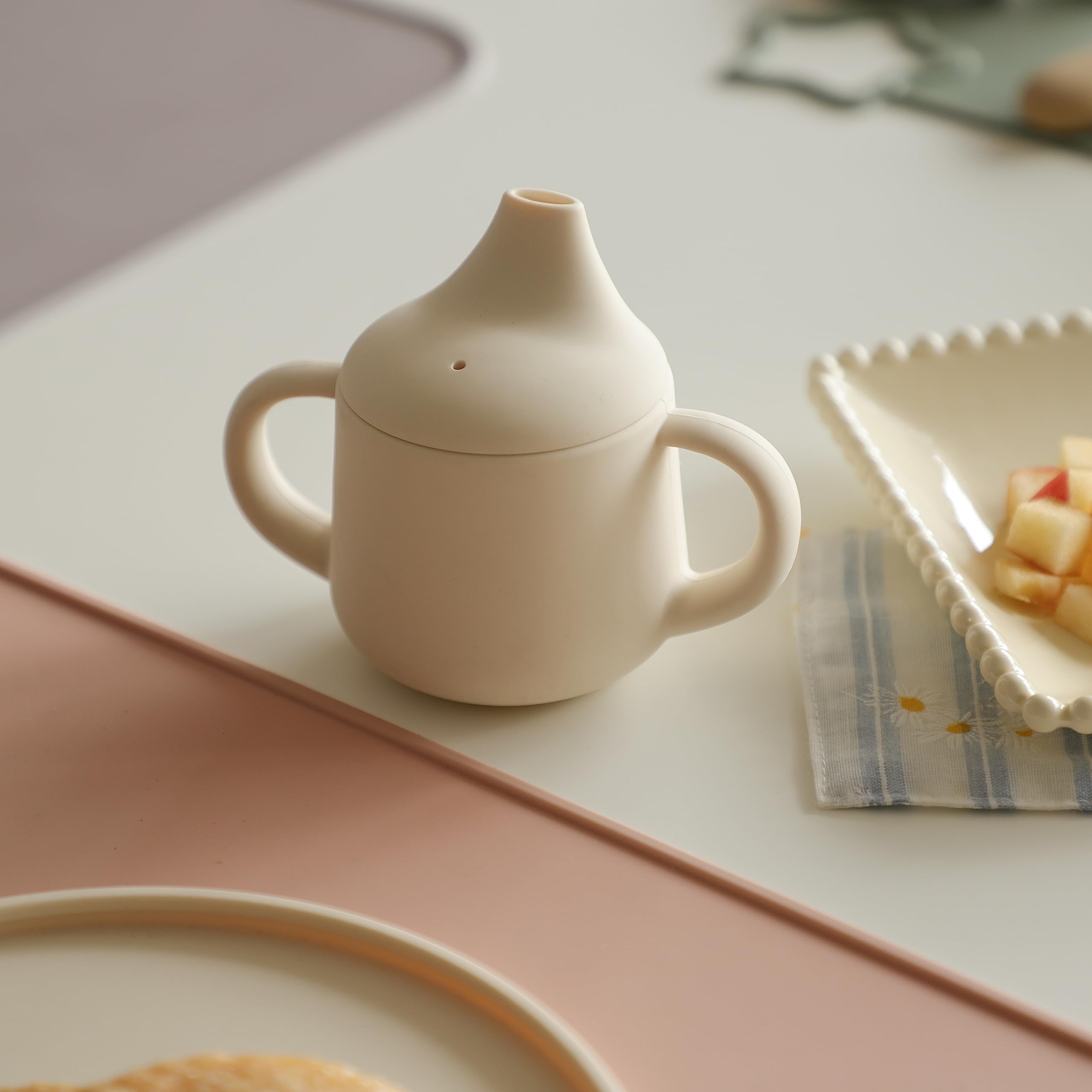 Moonkie bottle-to-cup transition support for growing toddlers