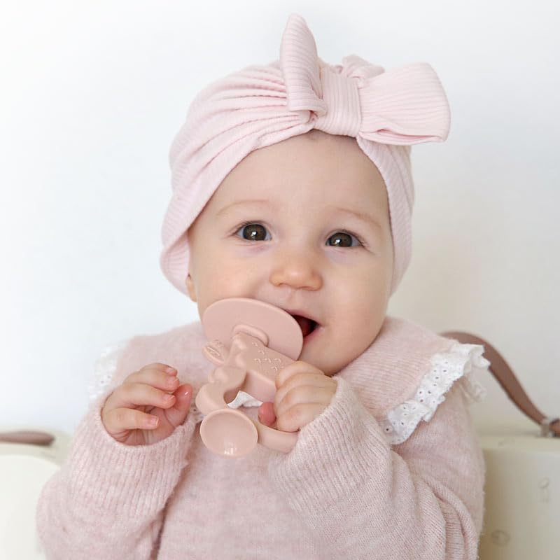 Moonkie Koala Blush easy-clean silicone surface resists dust and hair buildup.