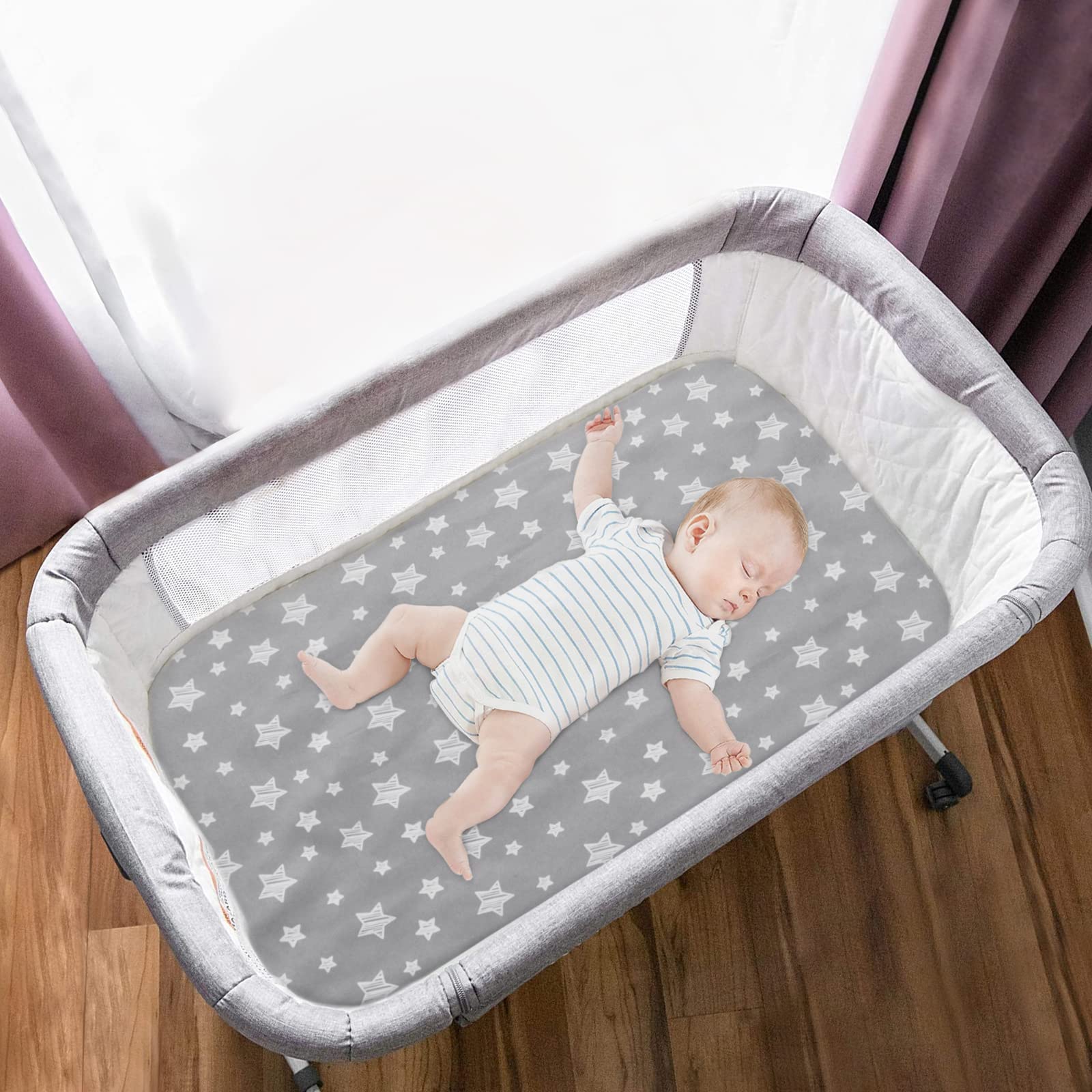 Moonsea Halo bassinet sheet machine-washable and quick-drying for easy cleanup.