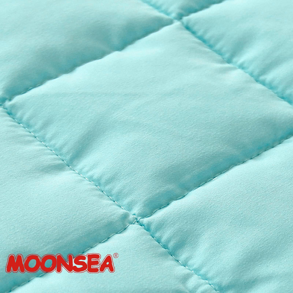 Moonsea nap mat blanket-closeup reveals fleece-minky lining for warmth and softness.