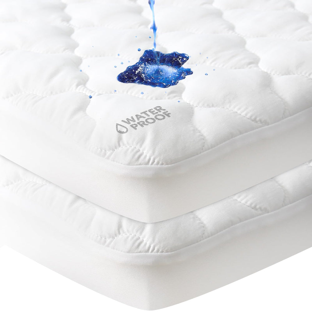 moonsea-waterproof-pack-and-play-sheets-middle-layer close-up shows waterproof barrier for spill containment