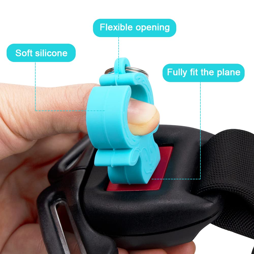 MORLIKE LIVING buckle release tool mint-green in-use demonstrates easy press-to-release action for harnesses.