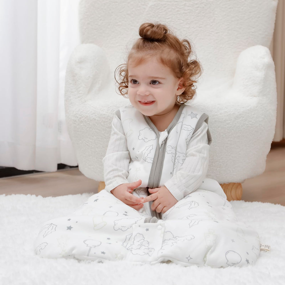Mosebears Sleep Sack winter 2.5 tog illustrates warm insulation for cooler rooms.
