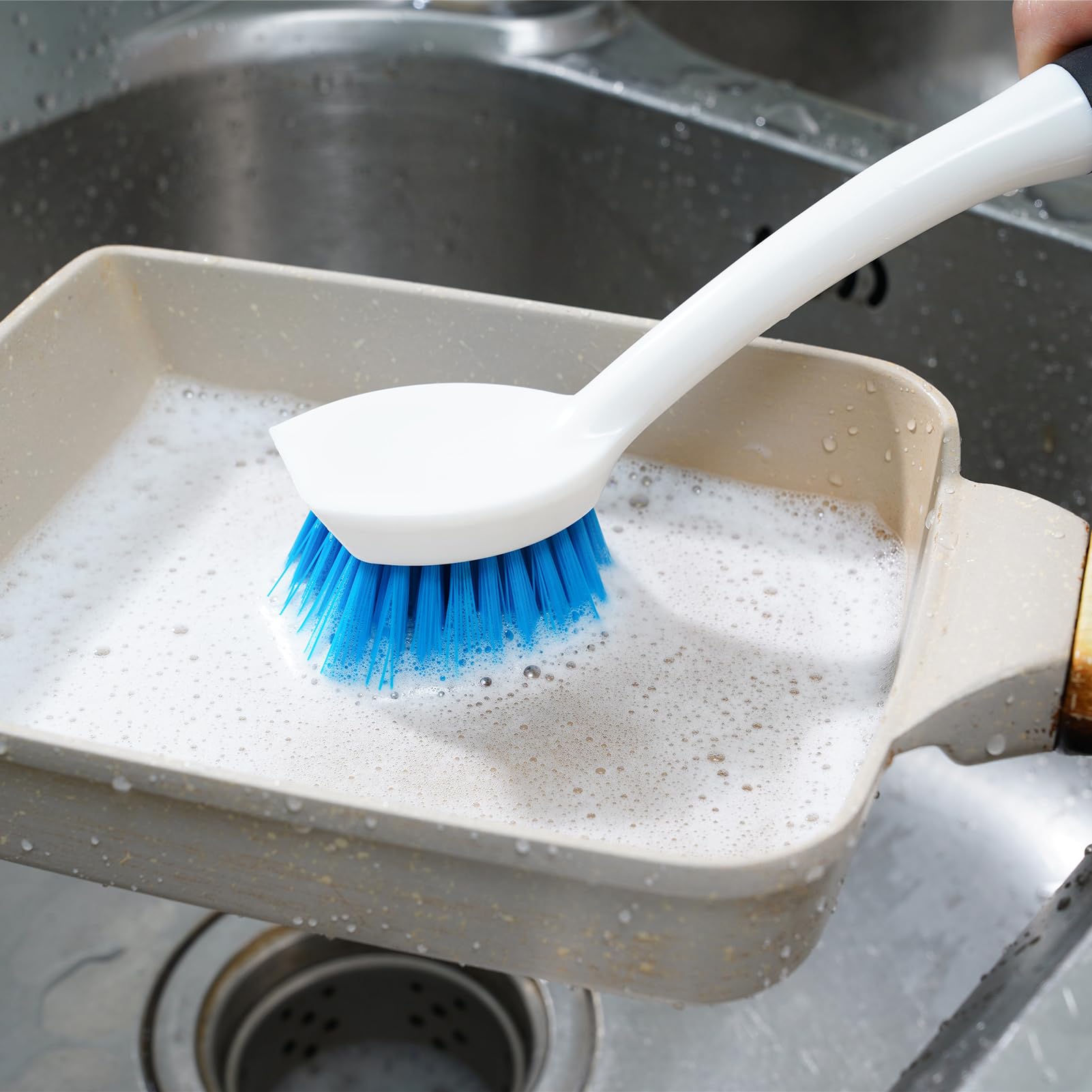 MOSOLAN scrub brush handles pots, pans, and grill grime effectively