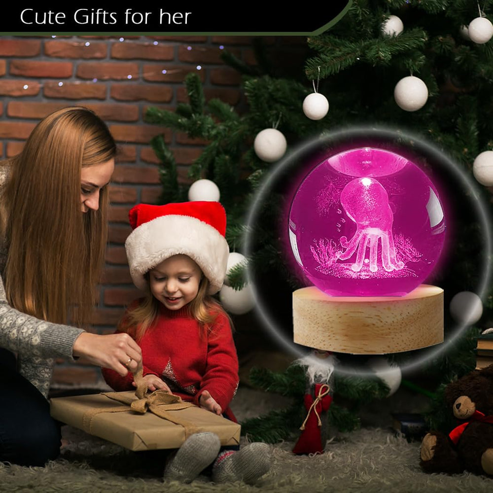 MOSSSH octopus night light presented as a thoughtful gift for octopus lovers.