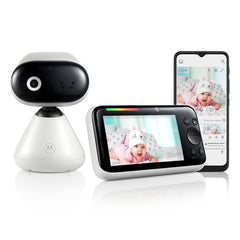 Motorola Nursery PIP1500 shows the 5-inch screen in crisp HD for quick baby checks.