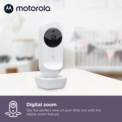 Motorola VM44 zoom-tilt image highlights adjustable focus during night time