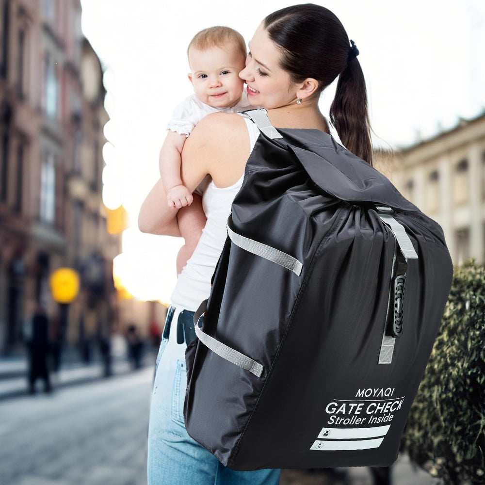 MOYAQI foldable storage pouch keeps bag compact when not in use.
