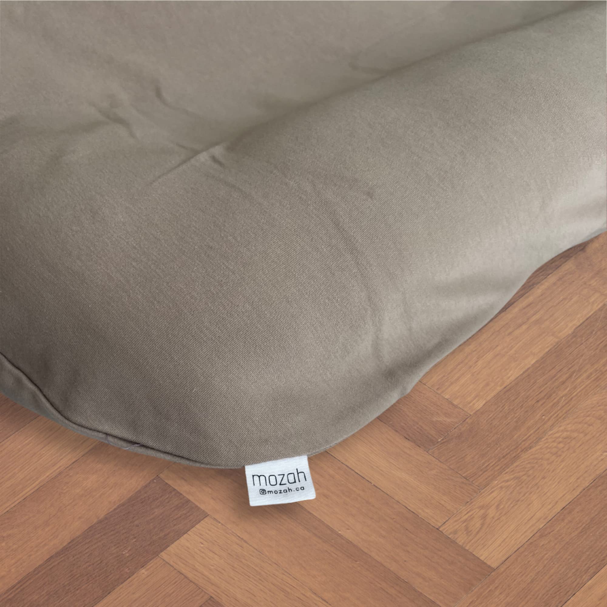 MOZAH durable stitching detail highlights long-lasting construction