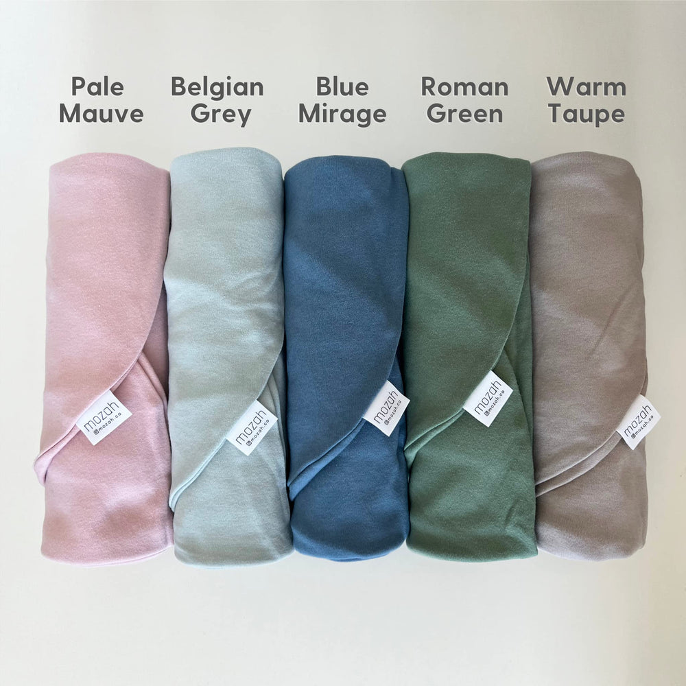 MOZAH cover on a newborn lounger demonstrating soft, comfortable texture for delicate skin