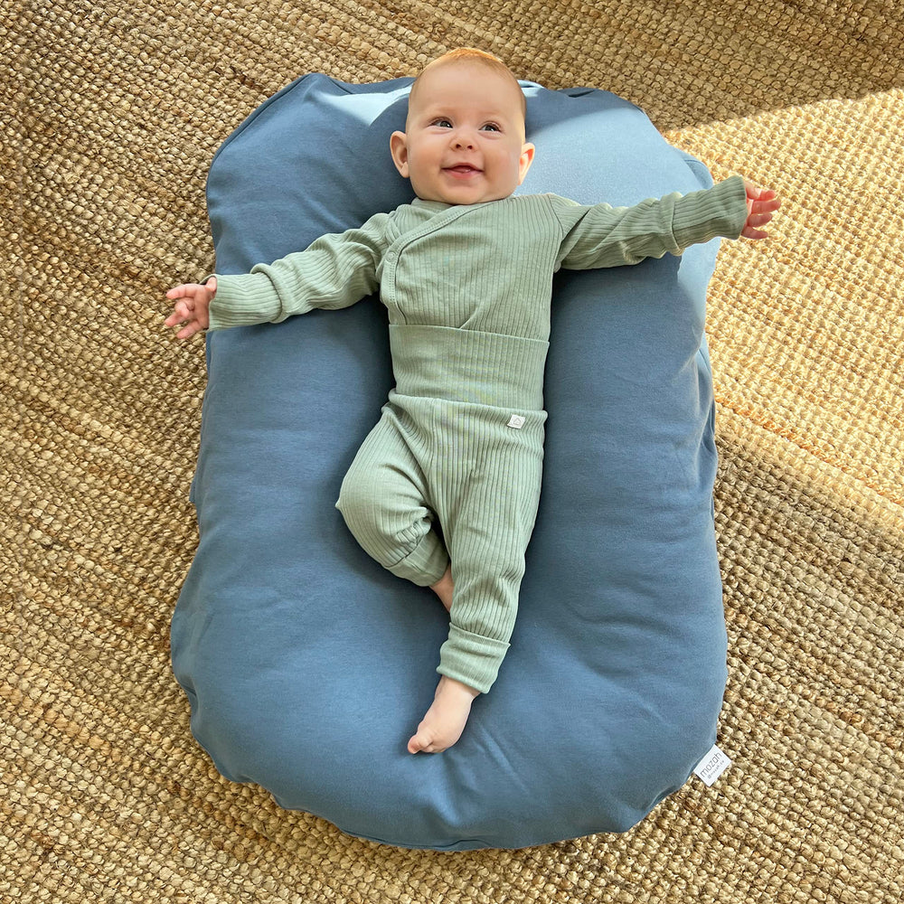 MOZAH fits Snuggle Me Organic loungers showing versatile newborn compatibility.