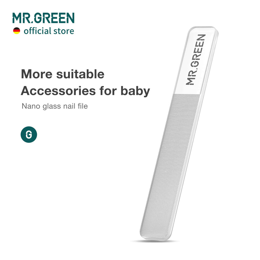 MR.GREEN parent-child set includes both baby and parent clippers