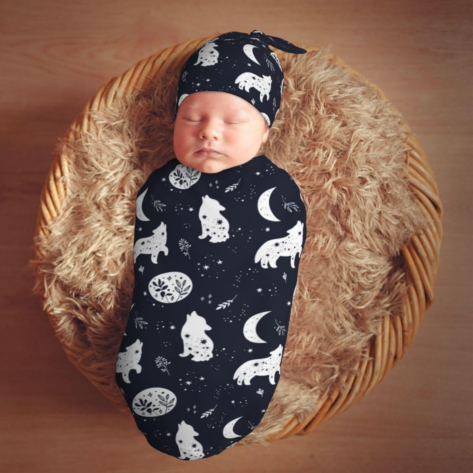 Muishi Boho Wolf no-zip design highlights smooth edges and skin-friendly swaddling.