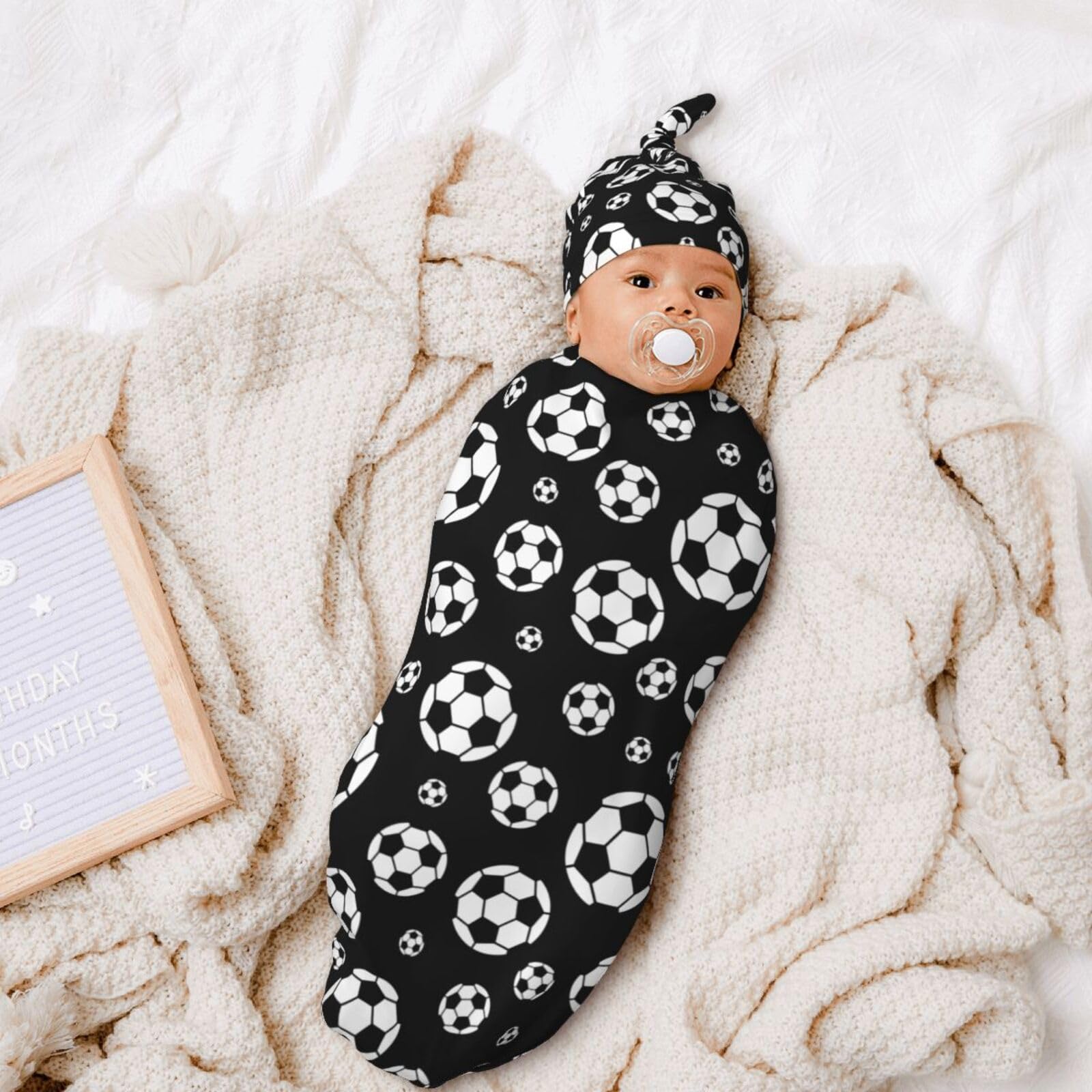 Muitanerkd gift packaging photo signals a ready-to-gift newborn set.