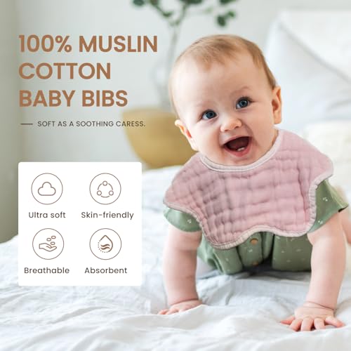 MUKIN baby bibs with adjustable snaps demonstrate growth-friendly fit for growing infants